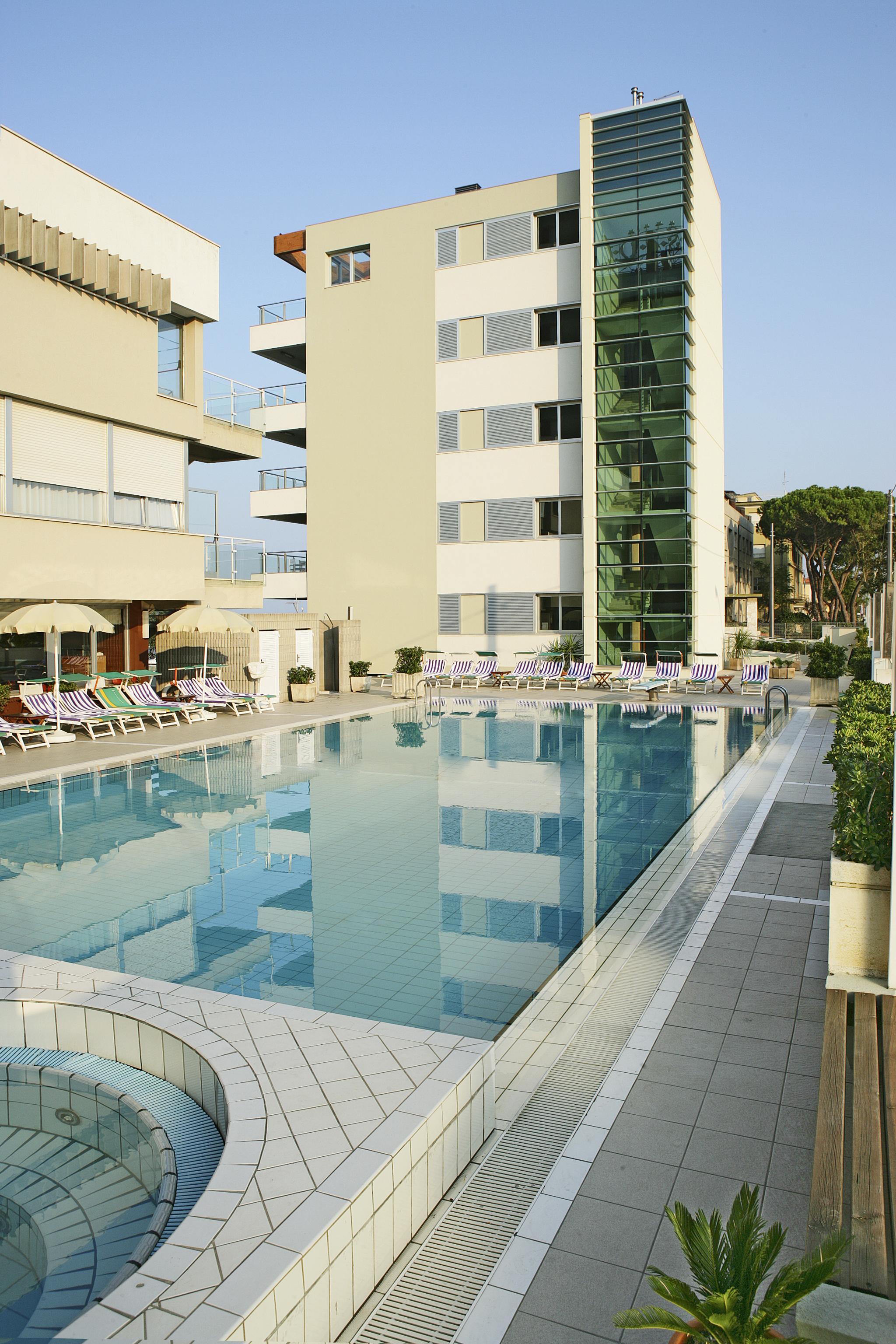 Hotel Ascot &